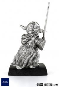 Gallery Image of Yoda Figurine Pewter Collectible