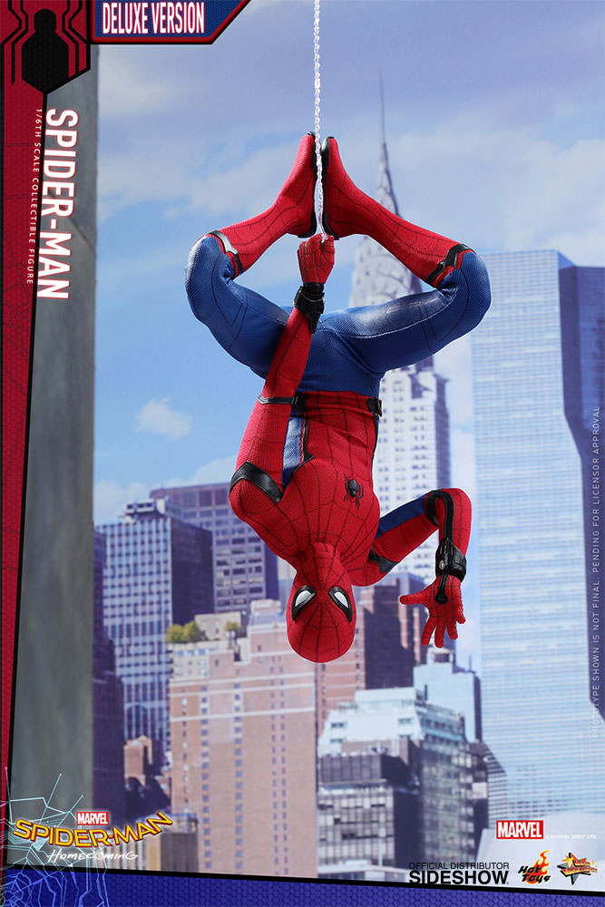 hot toys spider man deluxe