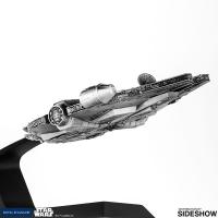 Gallery Image of Millennium Falcon Pewter Collectible