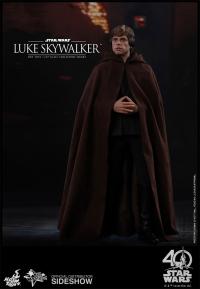 Gallery Image of Luke Skywalker Sixth Scale Figure
