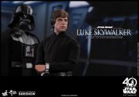 Gallery Image of Luke Skywalker Sixth Scale Figure