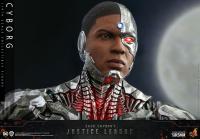 Gallery Image of Cyborg (Special Edition) Sixth Scale Figure