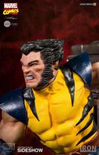 Gallery Image of Wolverine Statue