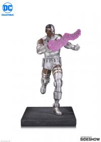Gallery Image of Cyborg Statue