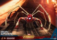 Gallery Image of Iron Spider Sixth Scale Figure