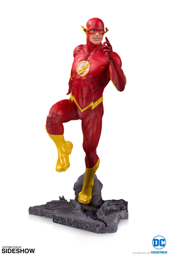sideshow flash statue