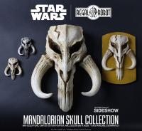 Gallery Image of Mandalorian Skull Mini Sculpture Statue