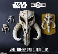 Gallery Image of Mandalorian Skull Plaque Statue