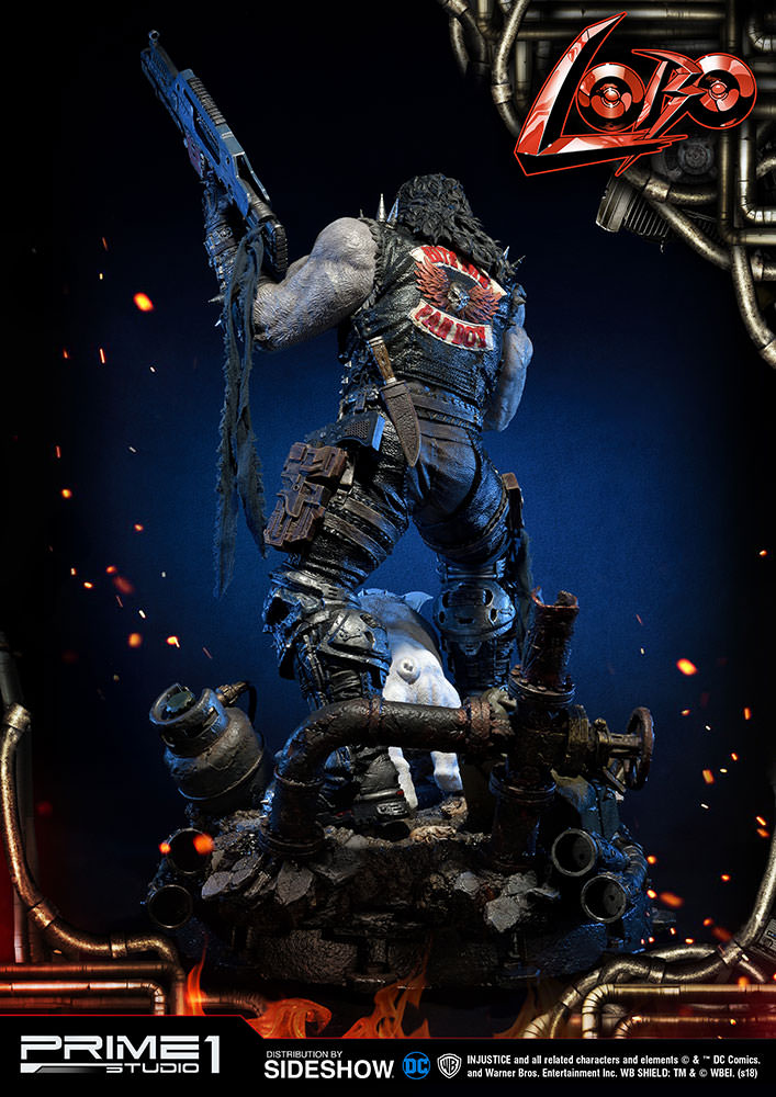 sideshow lobo statue