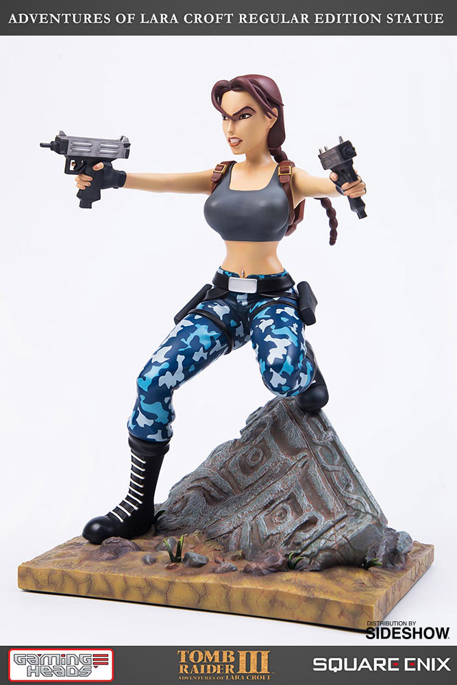 sideshow lara croft