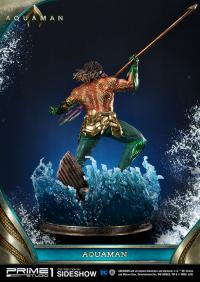 Gallery Image of Aquaman Statue