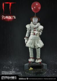 Gallery Image of Pennywise (Serious) Bust