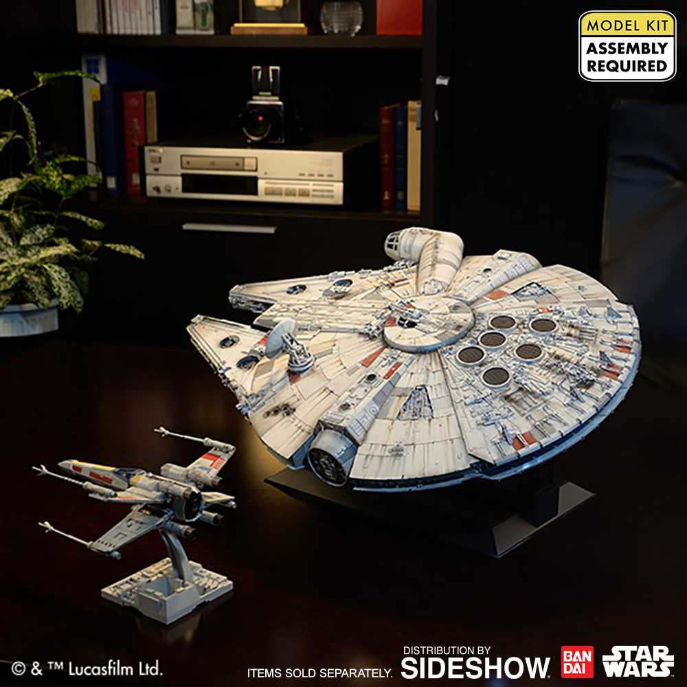 sideshow millennium falcon