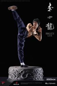 Gallery Image of Bruce Lee Tribute Statue