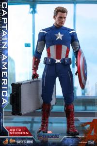 Gallery Image of Captain America (2012 Version) Sixth Scale Figure