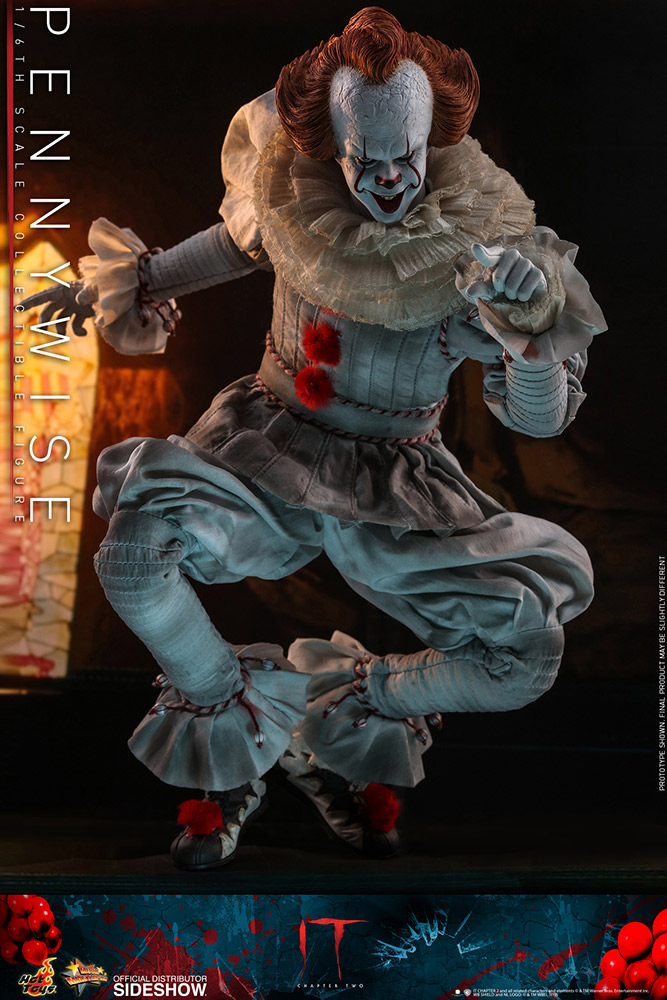 Pennywise 1/6 Scale Figure by Hot Toys | Sideshow Collectibles