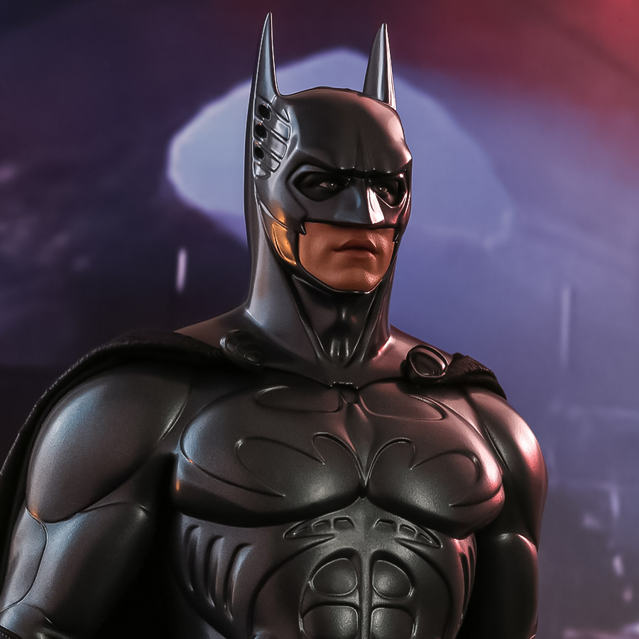 Batman (Sonar Suit) Sixth Scale Collectible Figure by Hot Toys ...