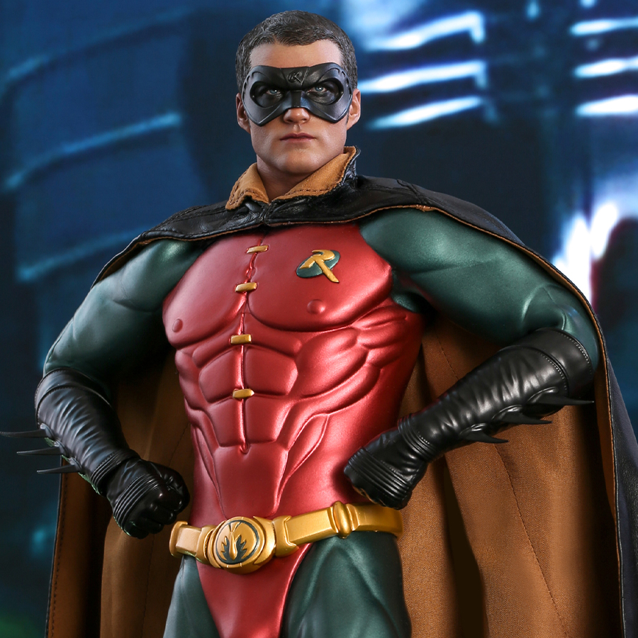 Robin Sixth Scale Collectible Figure by Hot Toys | Sideshow Collectibles