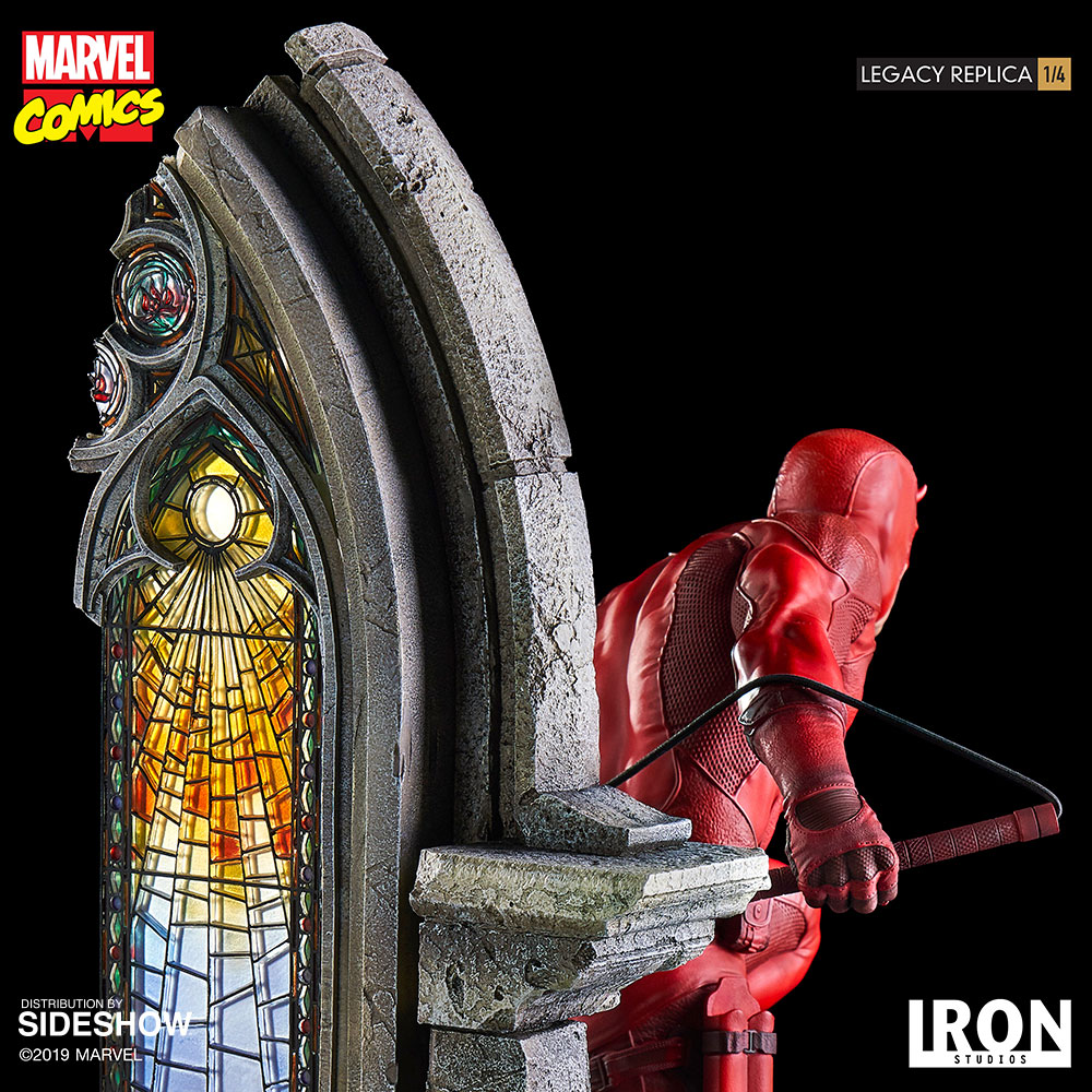 https://www.sideshow.com/storage/product-images/904959/daredevil_marvel_gallery_5d54366e6ec9a.jpg