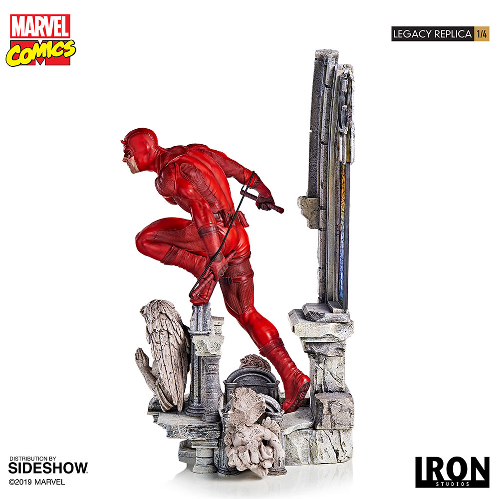 https://www.sideshow.com/storage/product-images/904959/daredevil_marvel_gallery_5d54367fde882.jpg