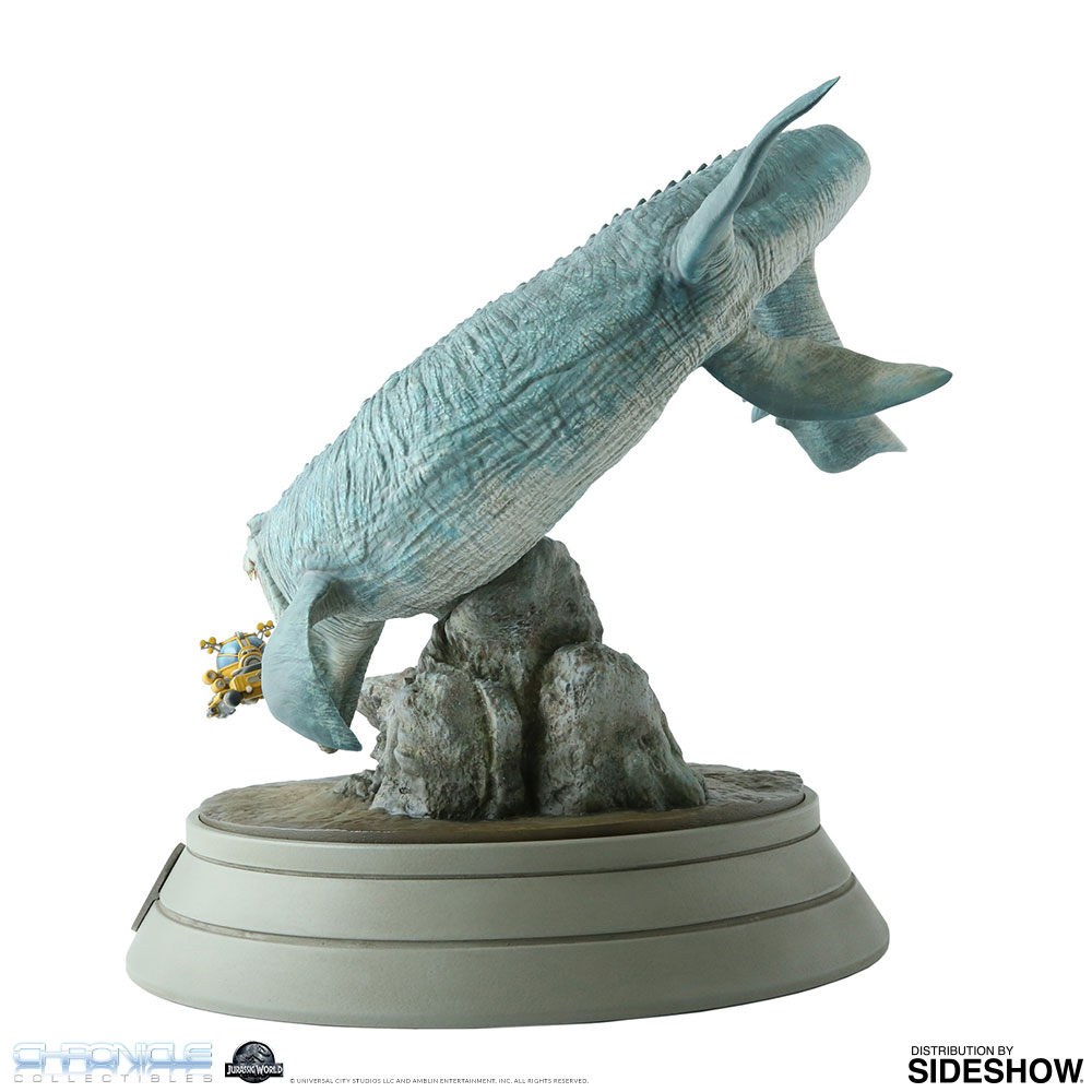 mosasaurus statue