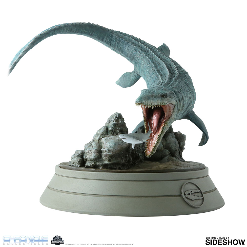 mosasaurus statue