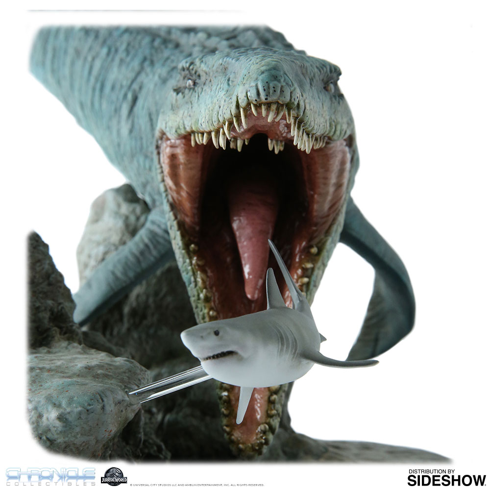 mosasaurus statue