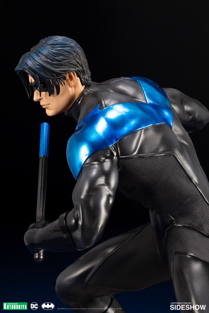 nightwing statue jim lee