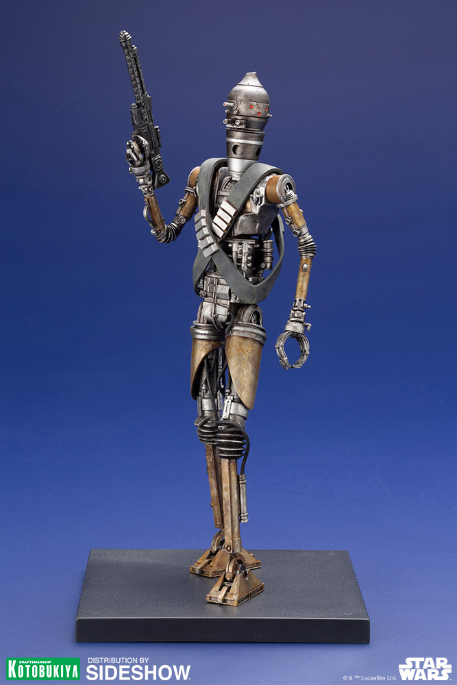 ig 11 statue