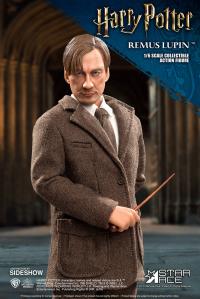 Gallery Image of Remus Lupin (Deluxe) Sixth Scale Figure