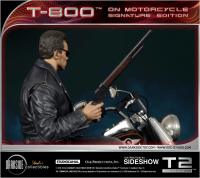 Gallery Image of T-800 on Motorcycle Statue