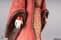 Gallery Image of Queen Amidala in Throne Room Figurine