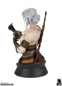 Gallery Image of Ciri Playing Gwent Bust