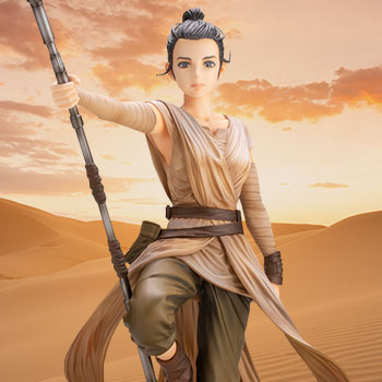 Rey Star Wars Statue