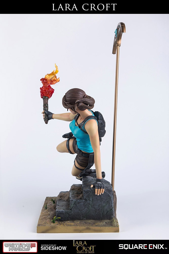 sideshow lara croft