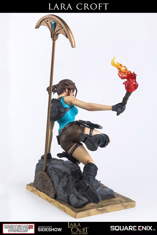 sideshow lara croft