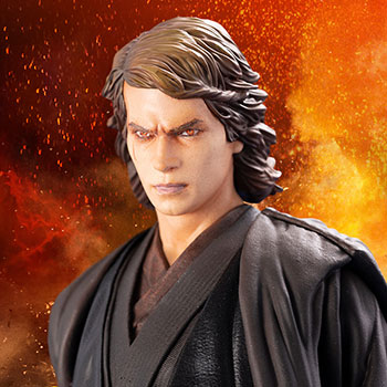 Anakin Skywalker Star Wars Statue