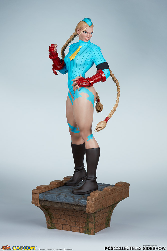 street fighter cammy statue