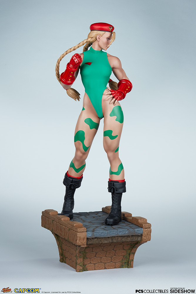 street fighter cammy statue