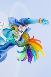 Gallery Image of Rainbow Dash (Limited Edition) Bishoujo Statue