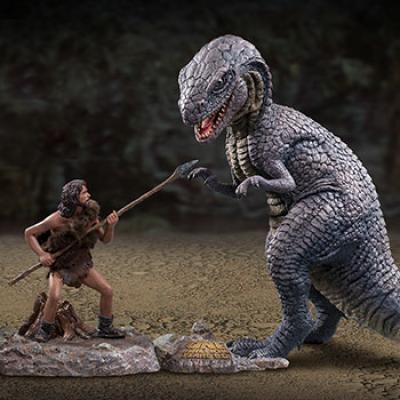 Allosaurus & Tumak Deluxe