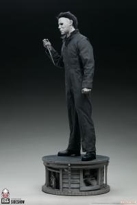 Gallery Image of Michael Myers (Silver Screen) Statue