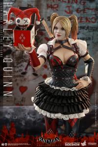 Gallery Image of Harley Quinn Sixth Scale Figure