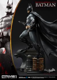 Gallery Image of Batman Statue