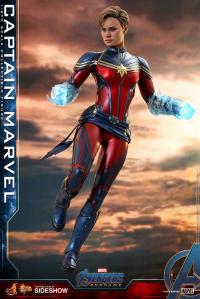 Gallery Image of Captain Marvel Sixth Scale Figure
