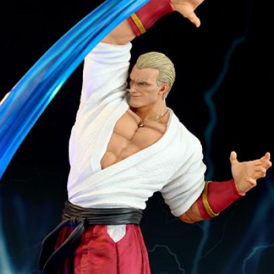 Geese Howard Statue by Kinetiquettes