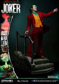 Gallery Image of The Joker (Bonus Clown Mask Version) 1:3 Scale Statue
