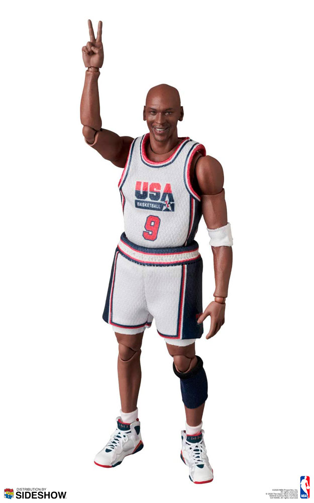 Michael Jordan (1992 Team USA) MAFEX Collectible Figure by Medicom Toy