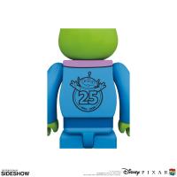 Gallery Image of Be@rbrick Alien 100% and 400% Bearbrick