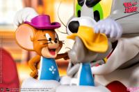 Gallery Image of Tom and Jerry Musketeers Bust